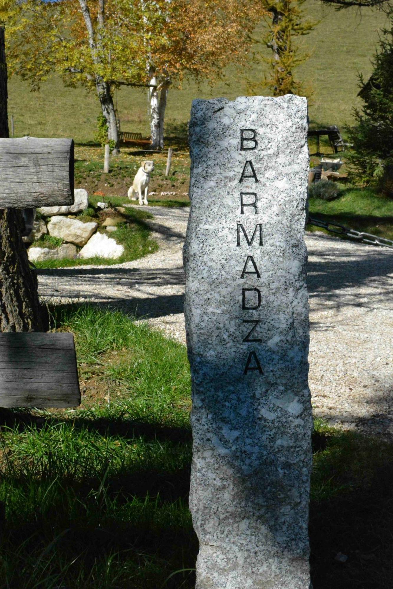 ホテル Barmadza Mazots De Charme Demi-Quartier エクステリア 写真